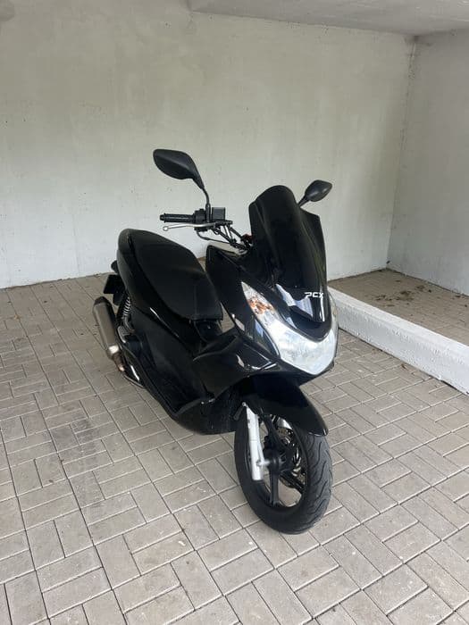 Vand Honda PCX 125 “custom”