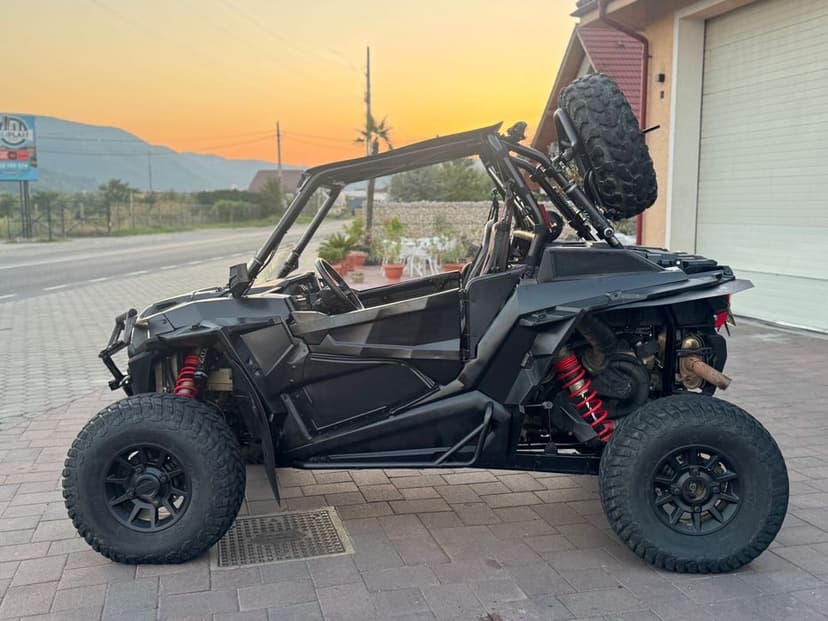 Polaris RZR 1000 Turbo