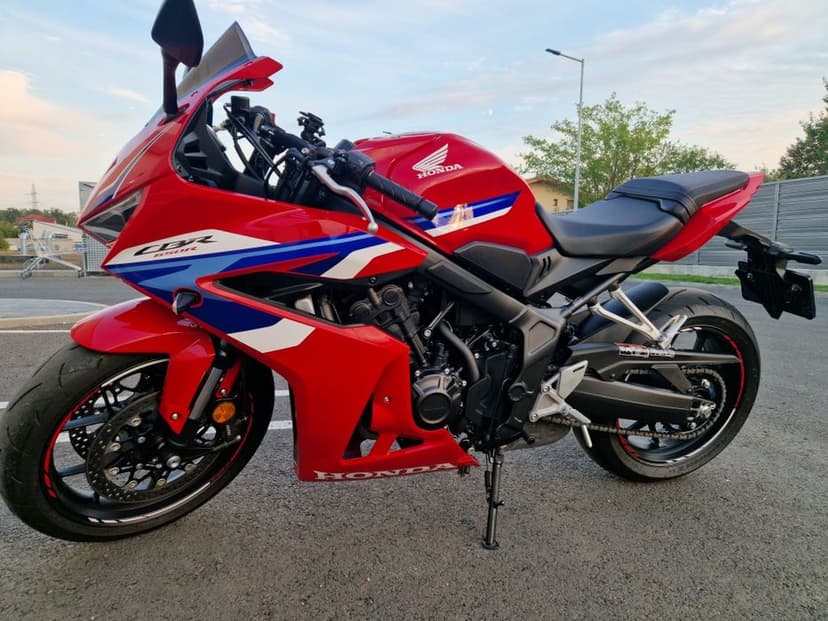 Honda CBR650R 2024