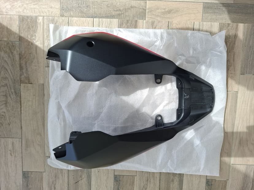Codita spate completa Honda CBR 650 R model 2024
