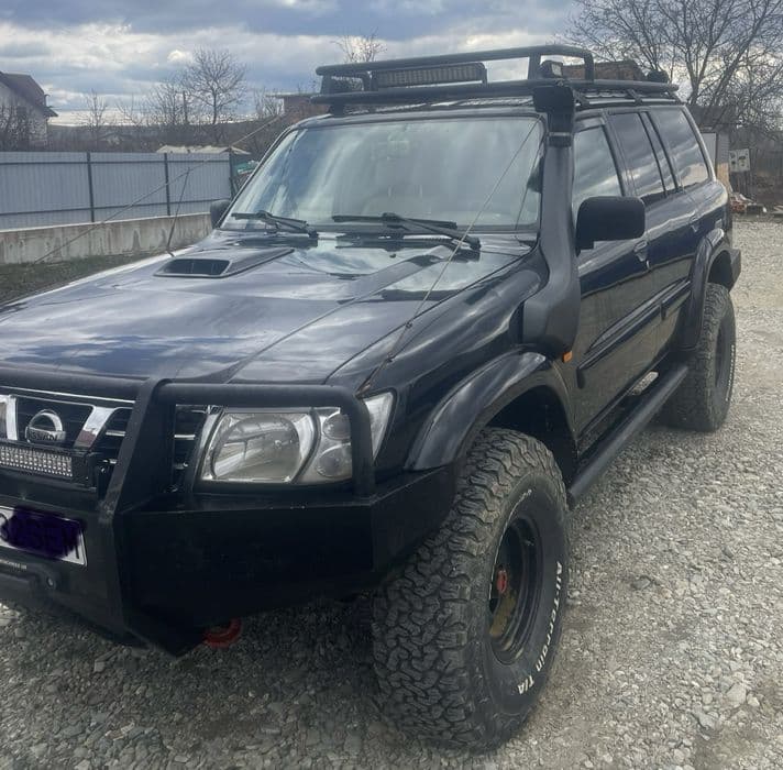 Nissan Patrol Autoturism