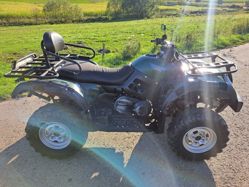 Vând atv cf moto 2A de 500cm 4x4