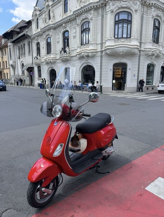 Vespa LX 50 , impecabil , modificat sport
