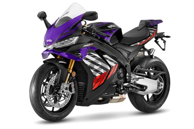 Motocicleta Aprilia RSV4 Factory 2026 - Cea mai puternica motocicleta in productie pentru uz stradal