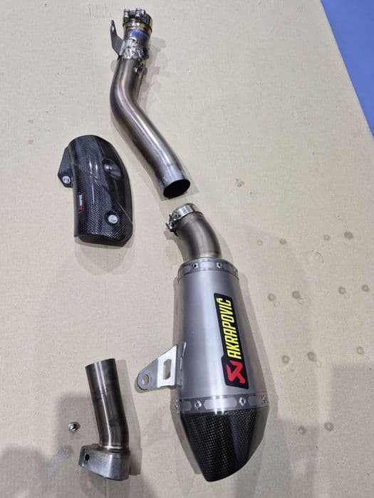 Evacuare finală Akrapovic Slip-On Line Kawasaki ZX-10-R 2011-2016