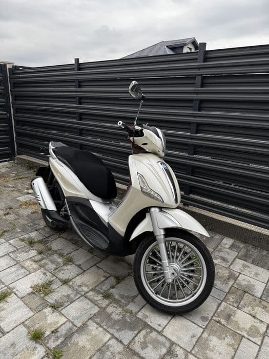 Piaggio Beverly 300