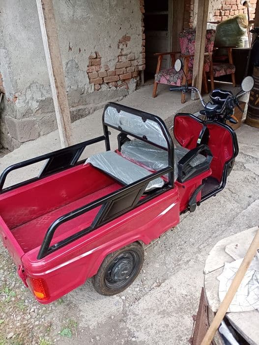 Tricicleta electrica volta apt4 rosu