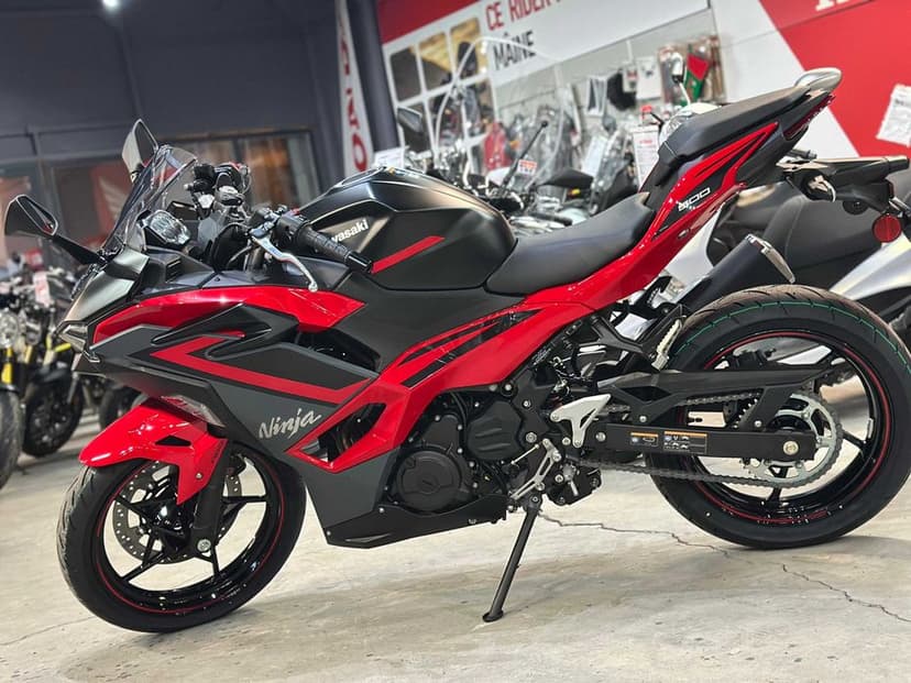 Kawasaki NINJA 500SE - nou 0 km - Kawasaki Constanta by EST BIKE