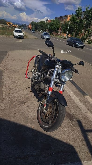 Ducati Monster 620i