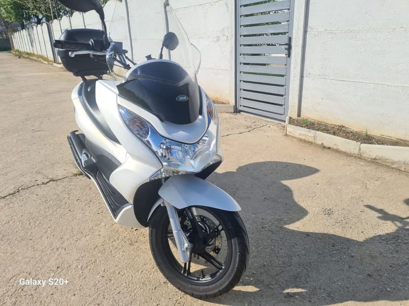Scuter honda pcx 150 9000km