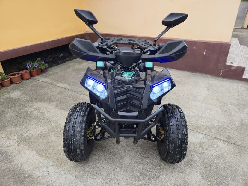 Vând ATV KXD Merlin de 140cc NOU ( 11 km / Factura si Garantie )