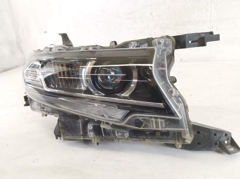 Far Dreapta Full Led Adaptiv Toyota Land Cruiser 2018 2019 2020 2021 2