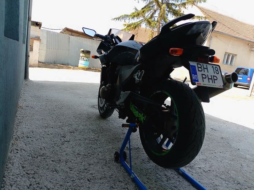 Kawasaki Z 750S-110 CP - Super Naked Sport - 2005