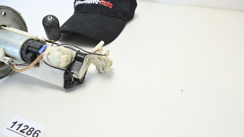 Pompa De Benzina Suzuki GSXR600 / GSXR750 2006 - 2007