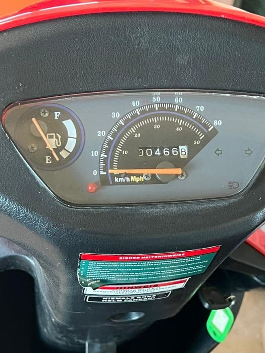 Vând Motoscuter UNO