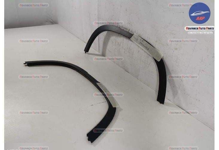Bandou Overfender Dreapta Fata original Land Rover Defender 2 2019 202