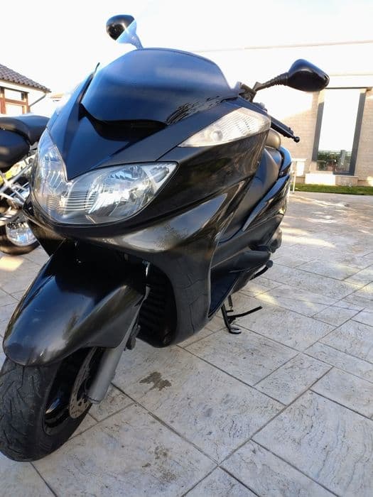 Vând scuter Yamaha Majesty 400 Touring