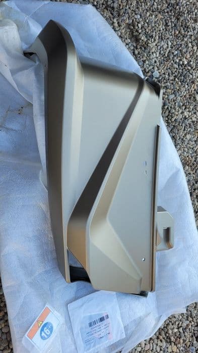 Carena - aripă dreapta fața can-am 1000 XMR outlander original motosho