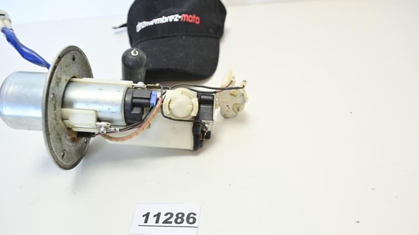 Pompa De Benzina Suzuki GSXR600 / GSXR750 2006 - 2007