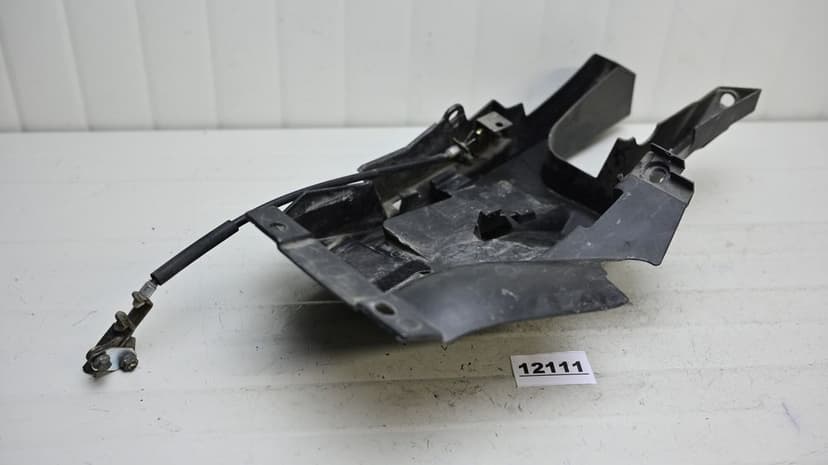 Undertail Plastic Roata Spate Incuietoare Sa Yamaha FZ6 2004 - 2009