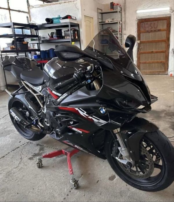 BMW S1000rr - Inca in garantie - Usor negociabil - Stare Perfecta