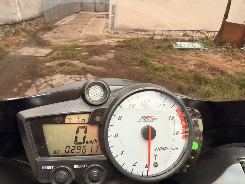 YAMAHA R6 2003 Limitat 35KW  A2 nu apare in talon puterea initiala