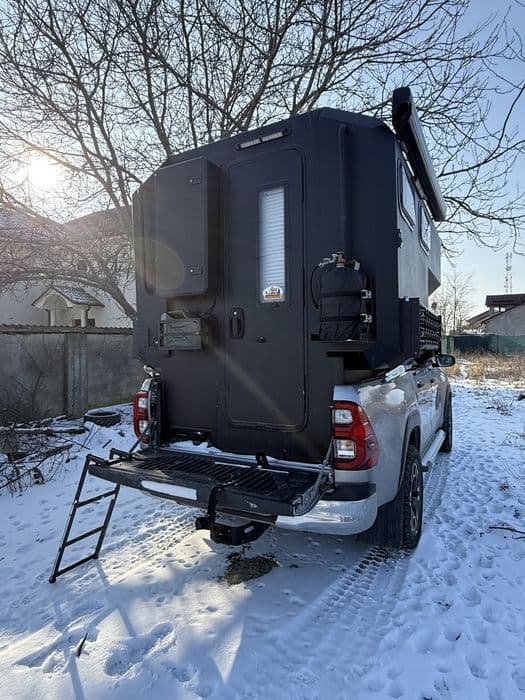 Camper Toyota Hilux  - autorulota
