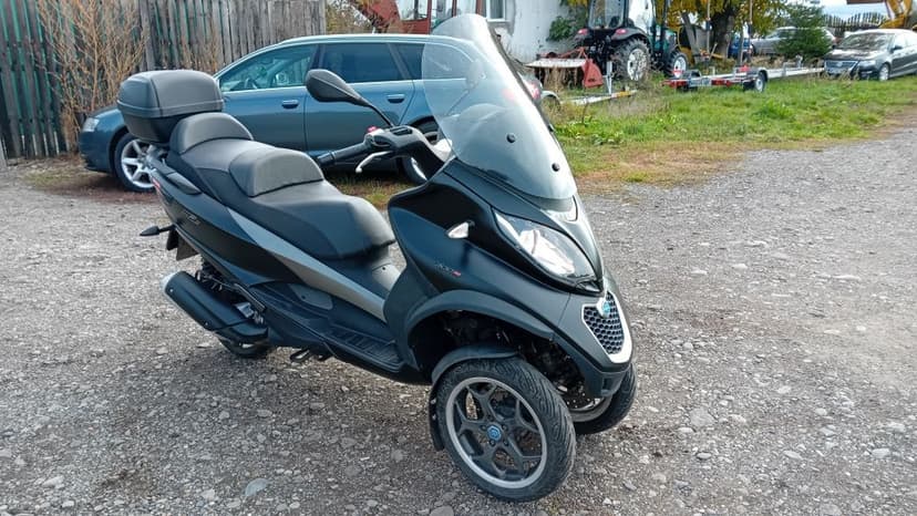 Piaggio MP3 300 LT 2018 inmatriculat