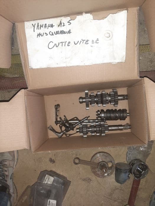 Piese motocilete:Suzuki,yamaha,honda,ktm,kawasaki,husqvarna,beta