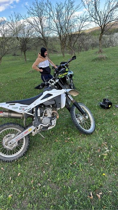 Vand husvarna 310cc enduro