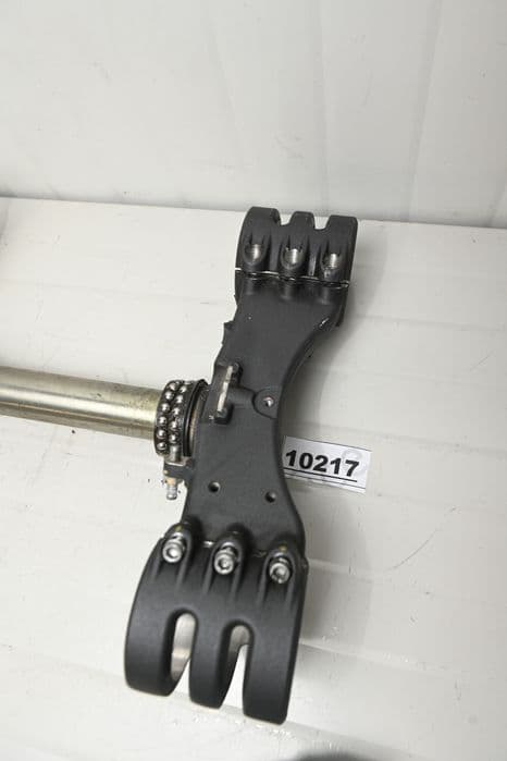 Ducati Panigale V4 2018 jug juguri superior + inferior furca   Showa