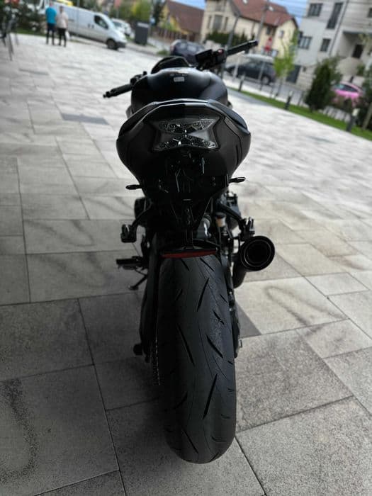 KAWASAKI Z900 2023 Varianta A2 (DELIMITAT) 2,000KM