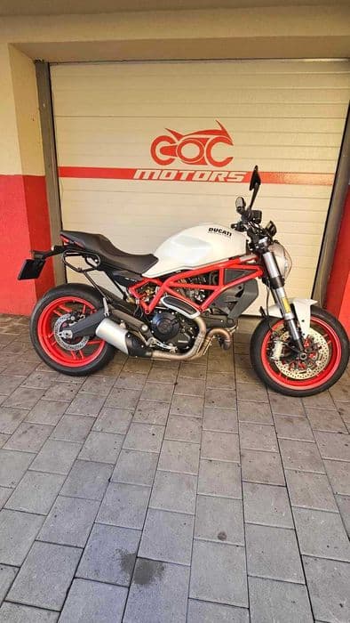 Cocmotors vinde cu revizie efect si garantie Ducati Monster 797, 73 cp