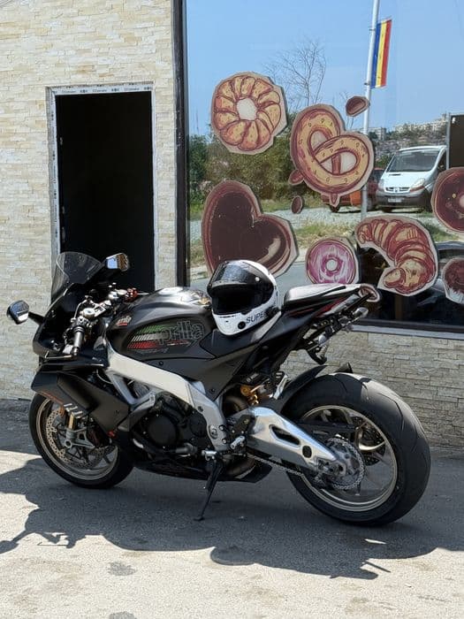 Aprilia rsv4 1100 factory 2020 schimb ambele cu ducati panigale v4s
