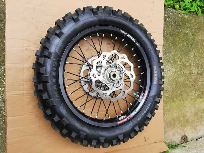 Beta 300rr enduro și supermoto