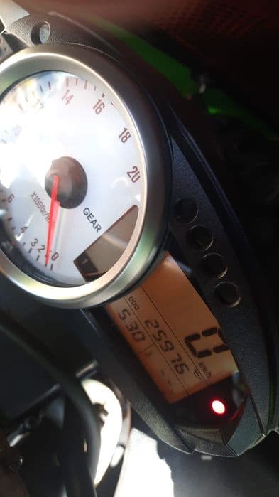 Vând / Schimb Kawasaki Ninja