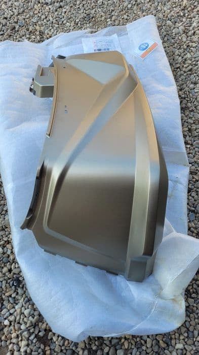 Carena - aripă dreapta fața can-am 1000 XMR outlander original motosho