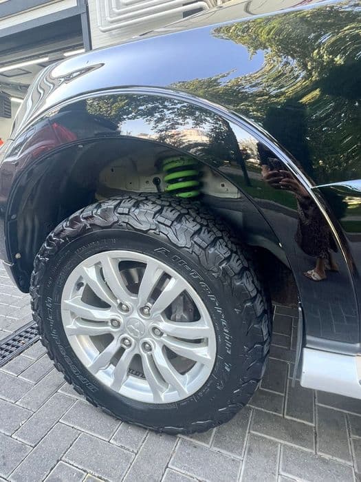 Vand Mitsubishi Pajero 23500