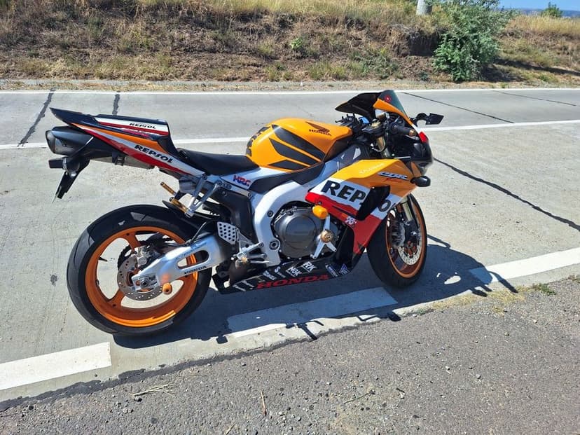 Honda cbr1000rr sc57