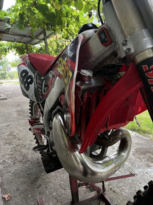 Vand/schimb cu Adventure.Honda cr 250 2t 1998 stare  impecabila