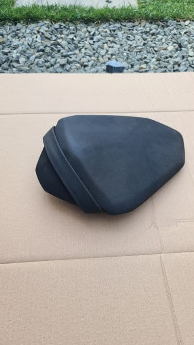 Sa pilot + pasager Kawasaki Z800 originală, nouă.