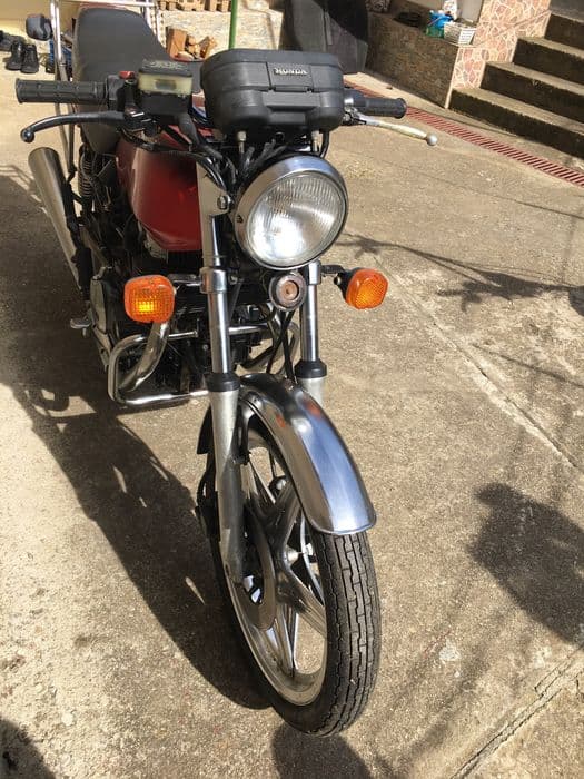 Vand motocicleta Honda CB 400 T