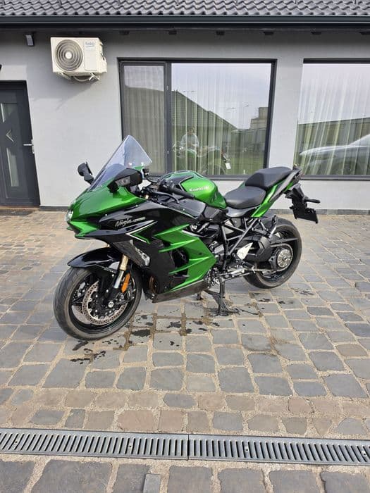 2022 Kawasaki Ninja H2 sx