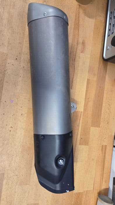 Scarite toba originala Yamaha R6 2012 pilot complete