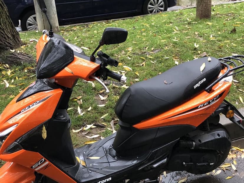 Scuter Daytona revo 50