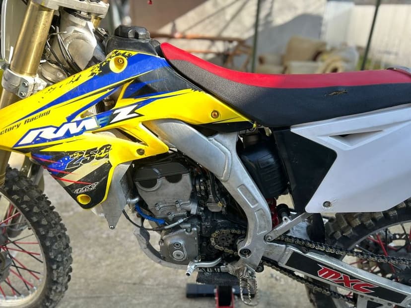 Suzuki RMZ 250 2008 cross