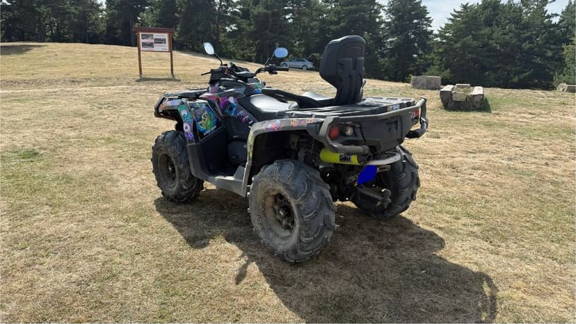 ATV CAn-AM Outlander 1000 R