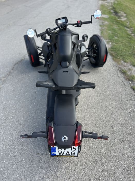 Can-Am Ryker 900 - 82 CP / 1100 km - Se conduce Cu B