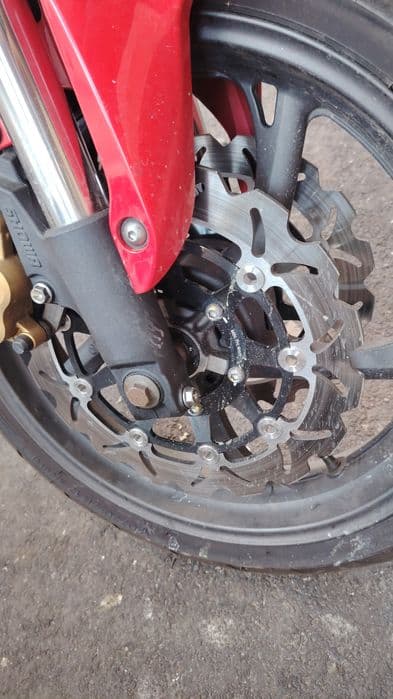 Vând  Honda CBR 600 F