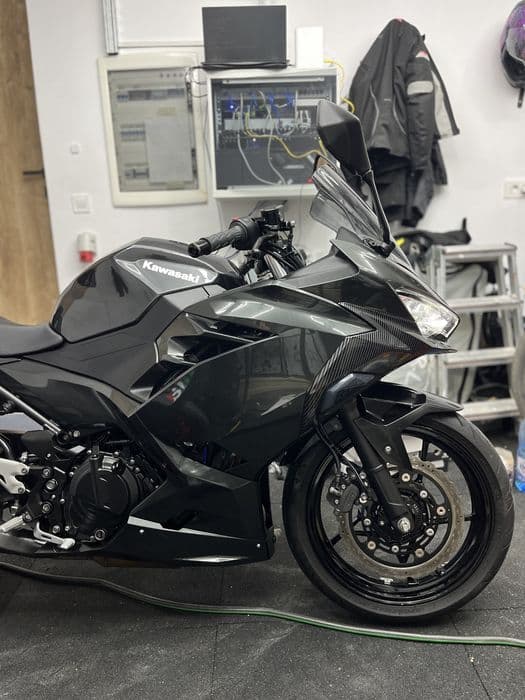 Kawasaki ninja 400 2023